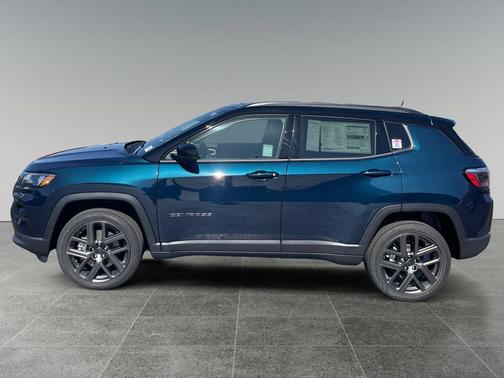 Fathom Blue Pearl Coat 2026 Jeep Compass Limited