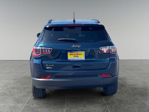Fathom Blue Pearl Coat 2026 Jeep Compass Limited
