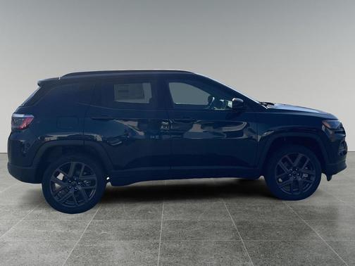 Fathom Blue Pearl Coat 2026 Jeep Compass Limited