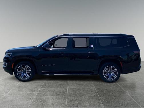 Diamond Black Crystal Pearlcoat 2024 Jeep Wagoneer L Series II 4x4