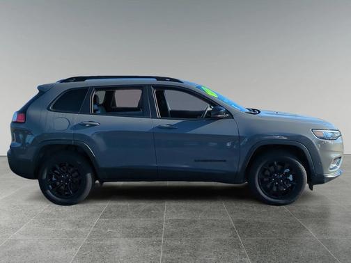 2023 Jeep Cherokee Altitude