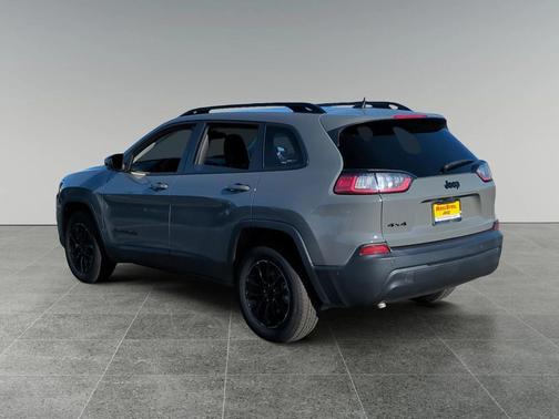 2023 Jeep Cherokee Altitude
