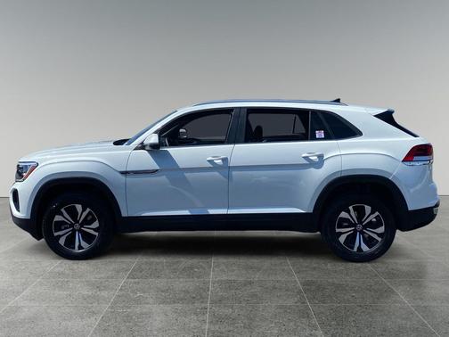 opal white pearl 2026 Volkswagen Atlas Cross Sport 2.0T SE