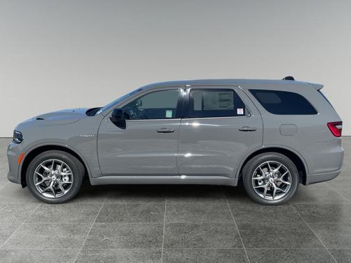 Destroyer Gray Clearcoat 2026 Dodge Durango GT HEMI V8