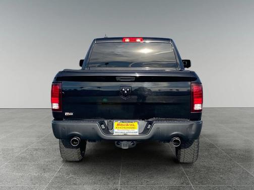 2021 RAM 1500 Classic SLT