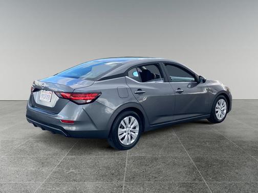 Gun Metallic 2020 Nissan Sentra S