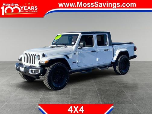 Bright White Clearcoat 2023 Jeep Gladiator Sport S