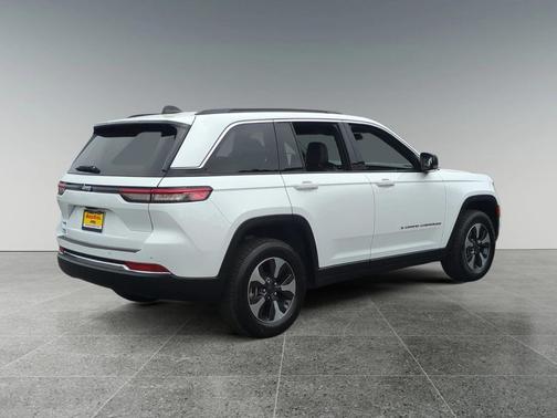 2024 Jeep Grand Cherokee 4xe Base