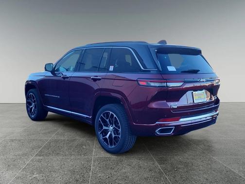 2025 Jeep Grand Cherokee Summit