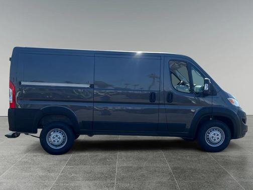 2025 RAM ProMaster 1500 Low Roof
