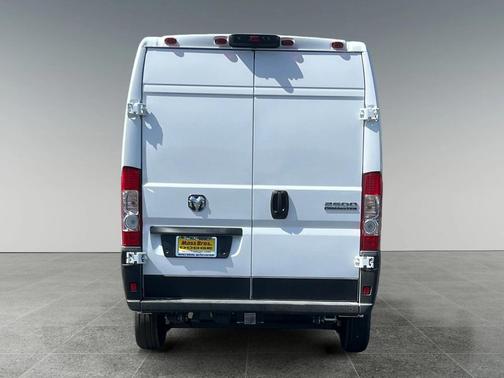 2025 RAM ProMaster 2500 Tradesman