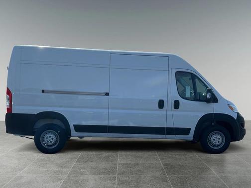 2025 RAM ProMaster 2500 Tradesman