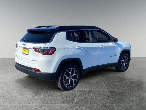 Bright White Clearcoat 2025 Jeep Compass Limited