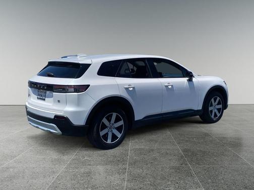 Snowfall Pearl 2024 Honda Prologue EX