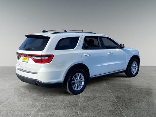 White Knuckle Clearcoat 2023 Dodge Durango SXT RWD