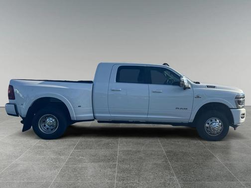 2026 RAM 3500 Longhorn
