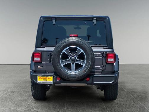 2023 Jeep Wrangler 4-Door Sahara 4x4