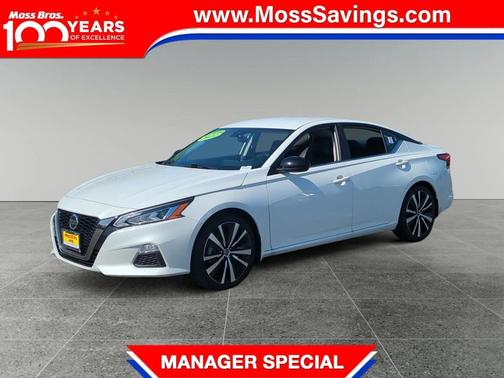 2022 Nissan Altima SR FWD