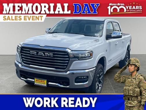 Ivory White Tri-Coat Pearlcoat 2026 RAM 1500 Laramie