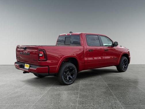 Molten Red Pearlcoat 2026 RAM 1500 Big Horn/Lone Star