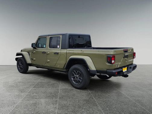 2025 Jeep Gladiator Sport S