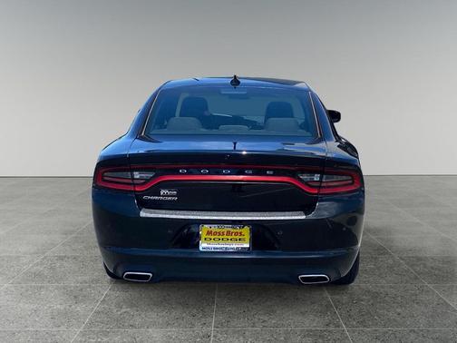 Pitch Black Clearcoat 2023 Dodge Charger SXT