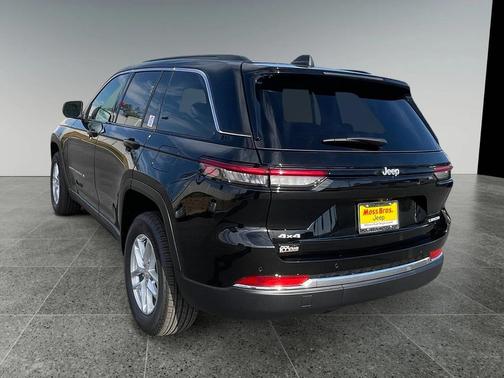 2026 Jeep Grand Cherokee Altitude