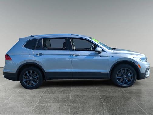 2023 Volkswagen Tiguan 2.0T SE 4MOTION