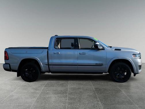 2025 RAM 1500 ST
