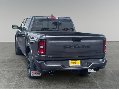 Granite Crystal Metallic Clearcoat 2026 RAM 1500 Big Horn/Lone Star