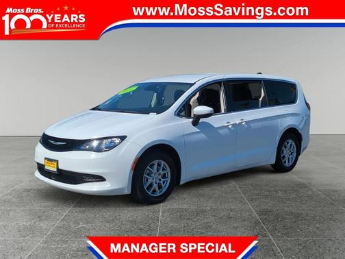 2023 Chrysler Voyager LX