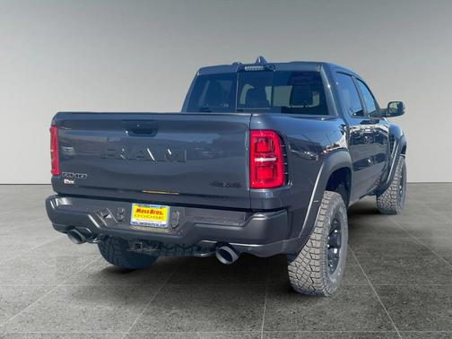 2026 RAM 1500 RHO Crew Cab 4x4 5'7' Box