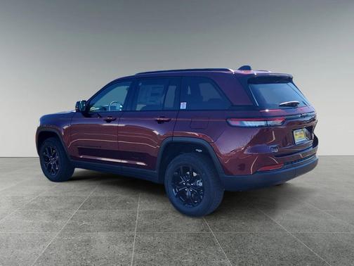 2025 Jeep Grand Cherokee Altitude