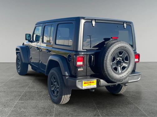 Black Clearcoat 2026 Jeep Wrangler Sport