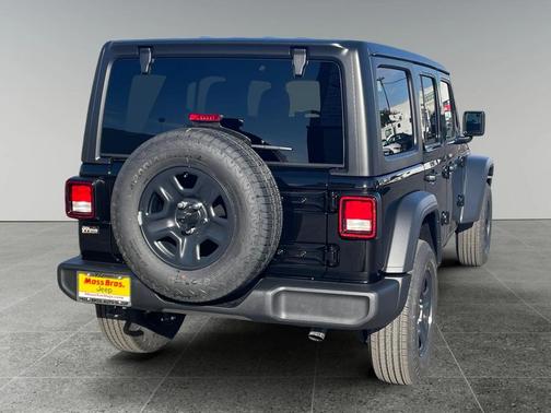Black Clearcoat 2026 Jeep Wrangler Sport