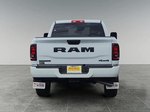 2025 RAM 2500 Big Horn Crew Cab 4x4 6'4' Box