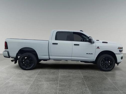 2025 RAM 2500 Big Horn Crew Cab 4x4 6'4' Box