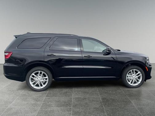 DB Black Clearcoat 2026 Dodge Durango GT Plus