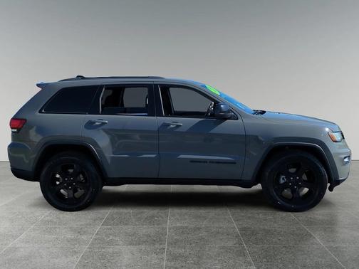 2019 Jeep Grand Cherokee Upland