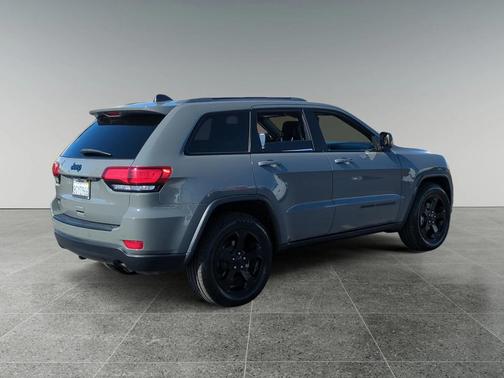 2019 Jeep Grand Cherokee Upland
