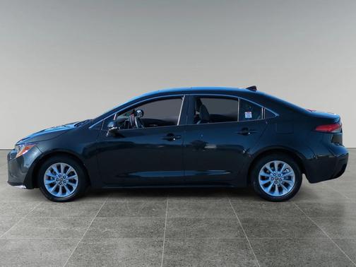 2020 Toyota Corolla XLE
