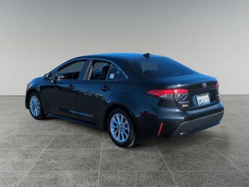 2020 Toyota Corolla XLE