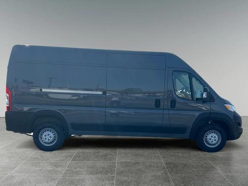 2025 RAM ProMaster 2500 Tradesman