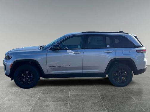 2026 Jeep Grand Cherokee Altitude