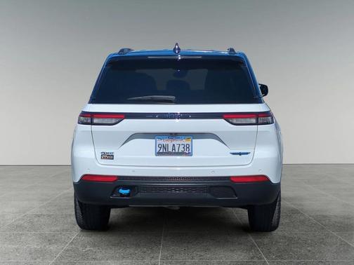 2023 Jeep Grand Cherokee 4xe Trailhawk