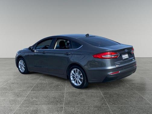 MAGNETIC METALLIC 2020 Ford Fusion SE