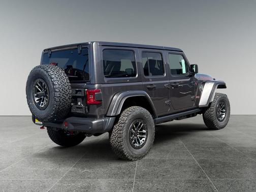 Granite Crystal Metallic Clearcoat 2026 Jeep Wrangler Rubicon