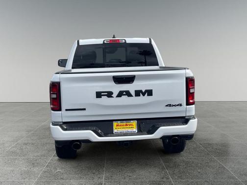 Bright White Clearcoat 2026 RAM 1500 Big Horn/Lone Star