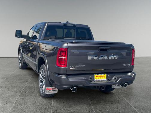 Granite Crystal Metallic Clearcoat 2026 RAM 1500 ST