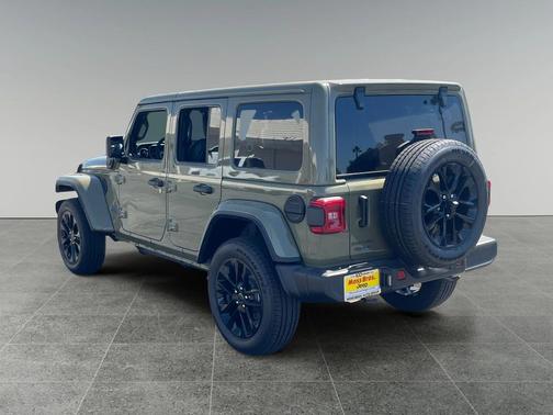 2025 Jeep Wrangler 4xe Sahara